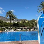 Benalbeach Vista Al Mar شقة *